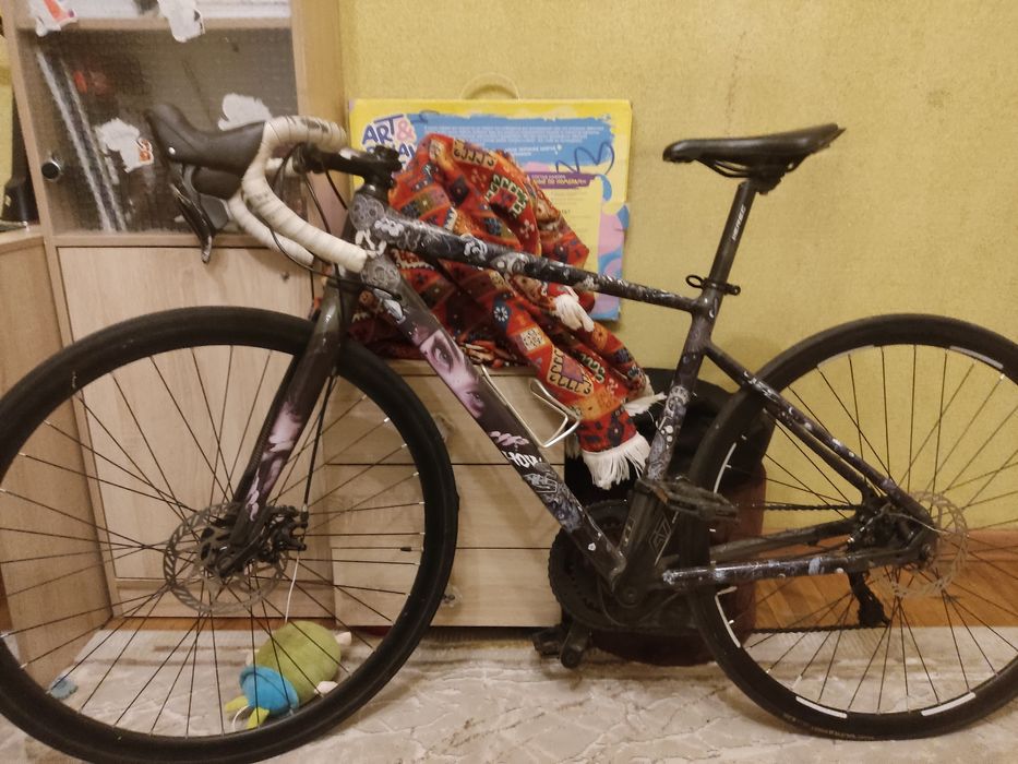 Продаю шоссейный велосипед ерек м700