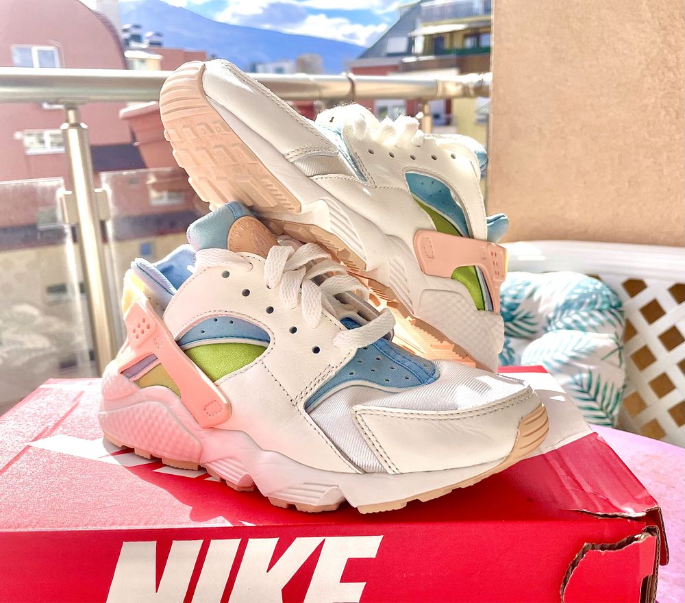 Nike Air Huarache Sail/ Worn Blue