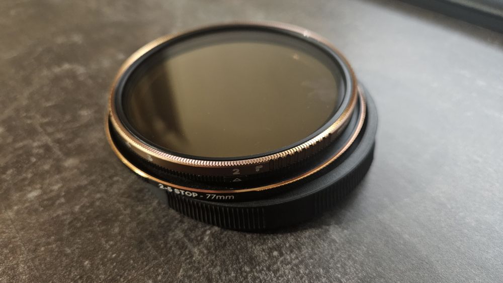 Polarpro Filtru ND Densitate Variabila 0.6-1.5 77mm