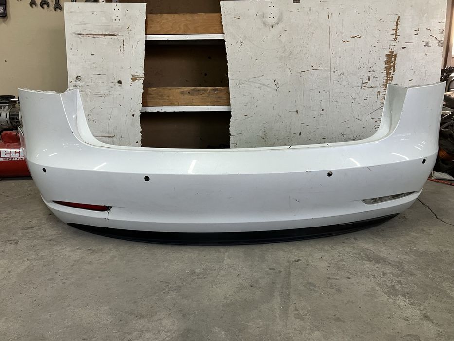 Задна броня за Tesla 3 Тесла 3  2017-2023г