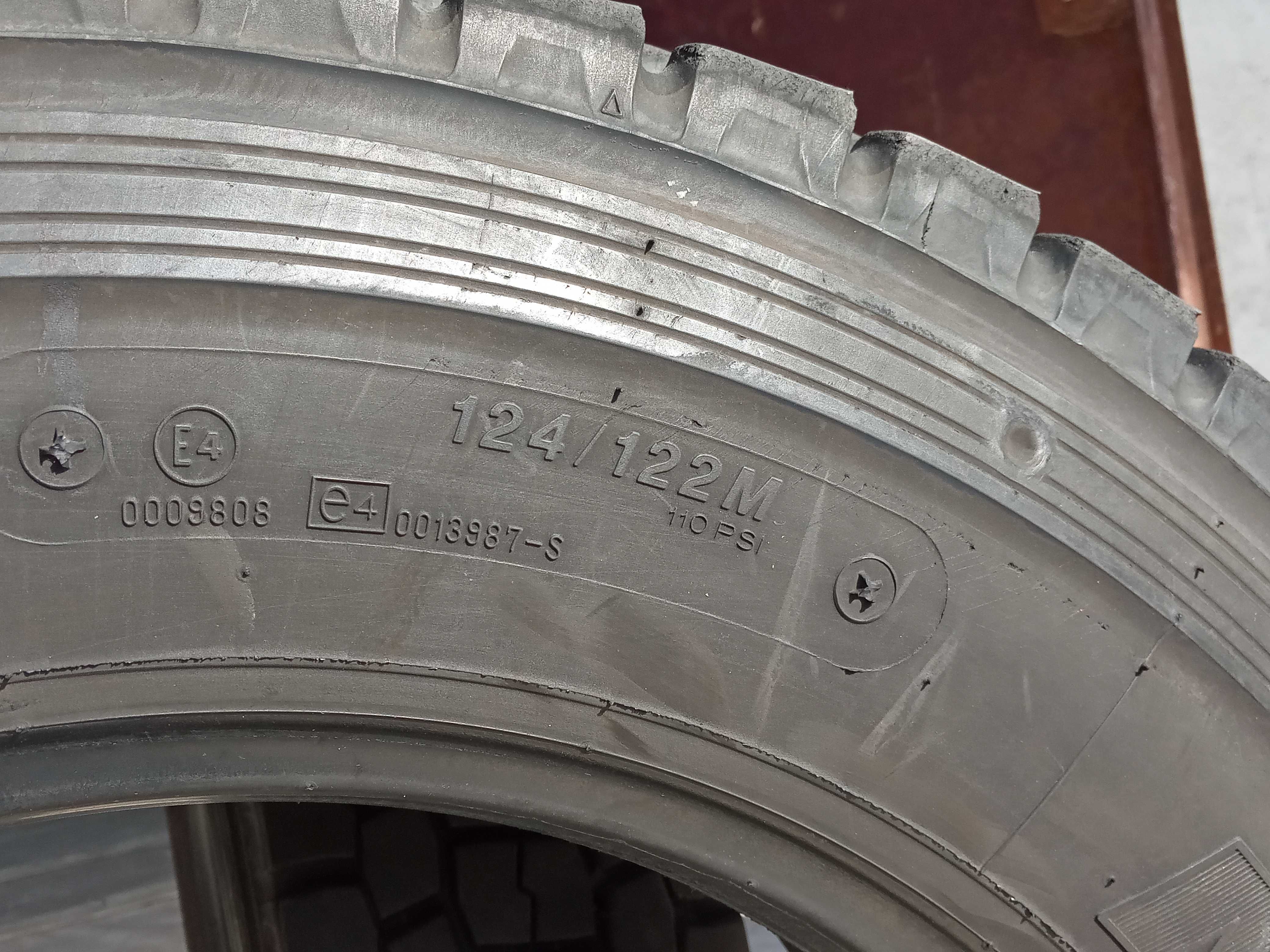 2 гуми 205/75R17.5 Bridgestone M729 124/122M M+S 12PR Made in Japan