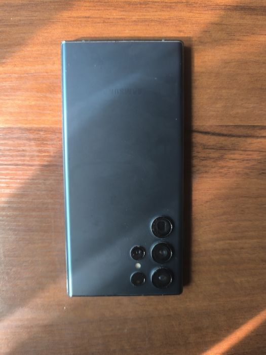 Продается Samsung s22 ultra