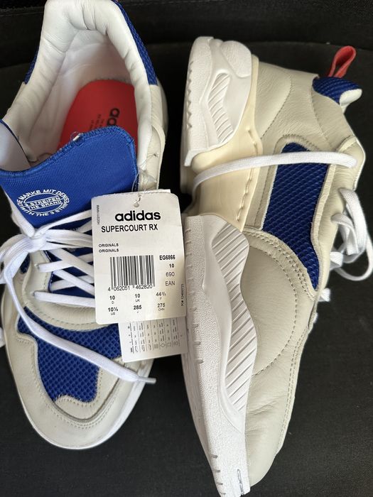 Adidas de barbati cu eticheta