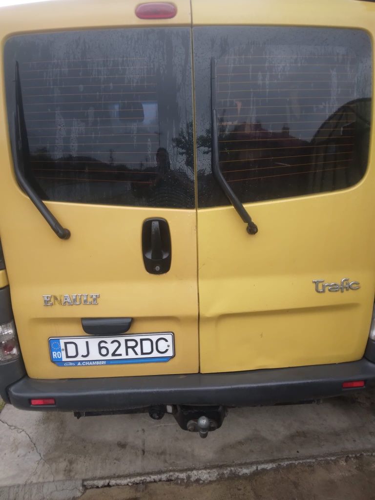 Renault trafic 2.5