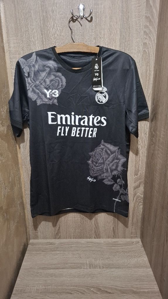 Real Madrid jersey цена 49,99