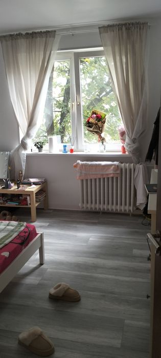 Vând Apartament 3 camere decomandat