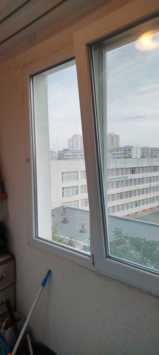 Дограма с троен стъклопакет