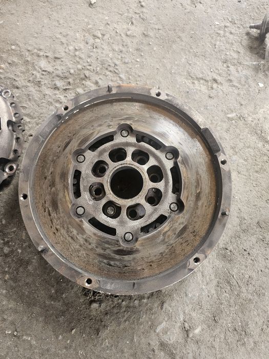 Kit ambreiaj cu volanta  ford transit 2.4 E4 5trepte