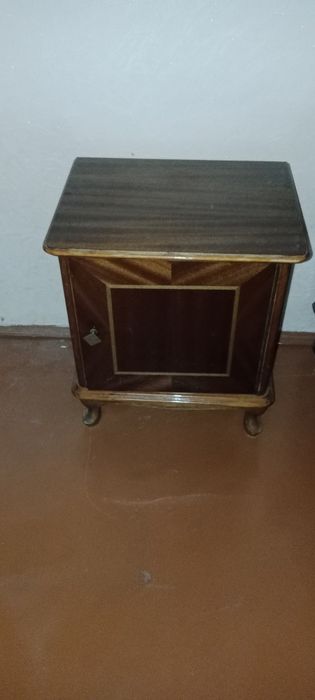 Продаётся 2 тумбочки