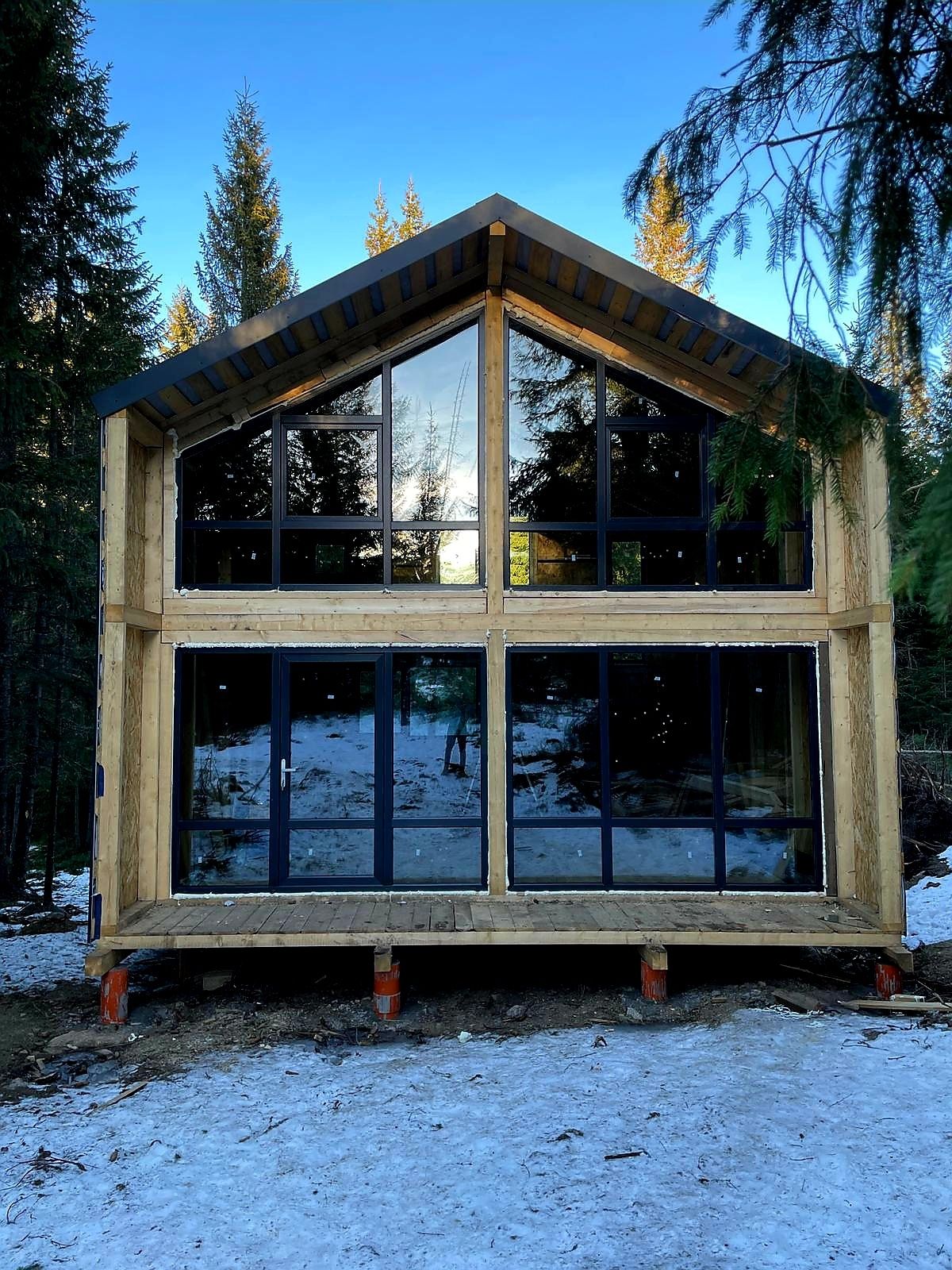 Construcții cabana lemn!