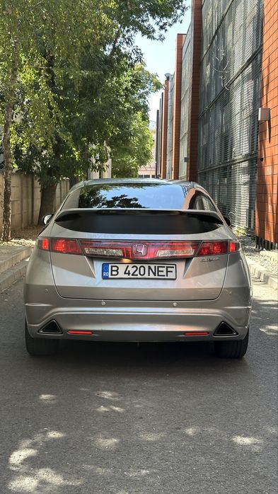 Honda Civic GT VIII (generatia a 8-a) 1.8 Benzina 140 cp 2010