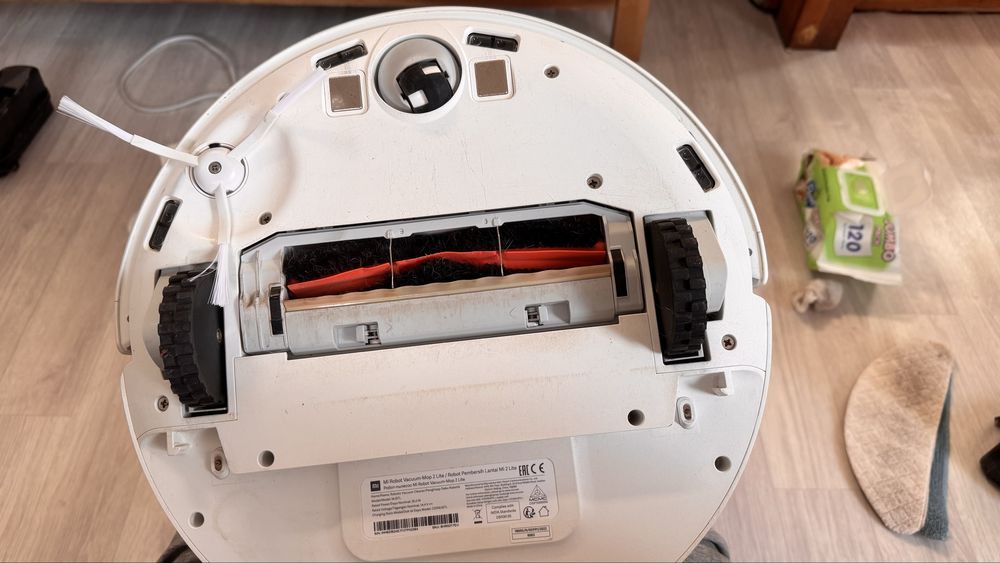 Продам робот пылесос xiaomi mi robot vacuum mop 2 lite