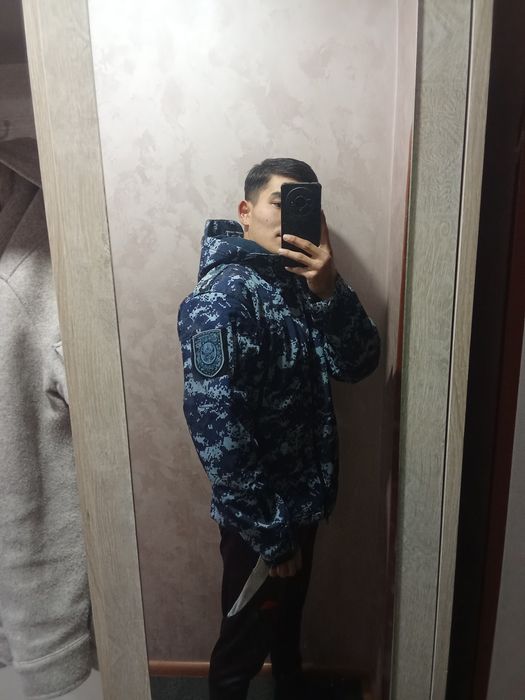 Камуфляж осенный куртка и подходить для зиму