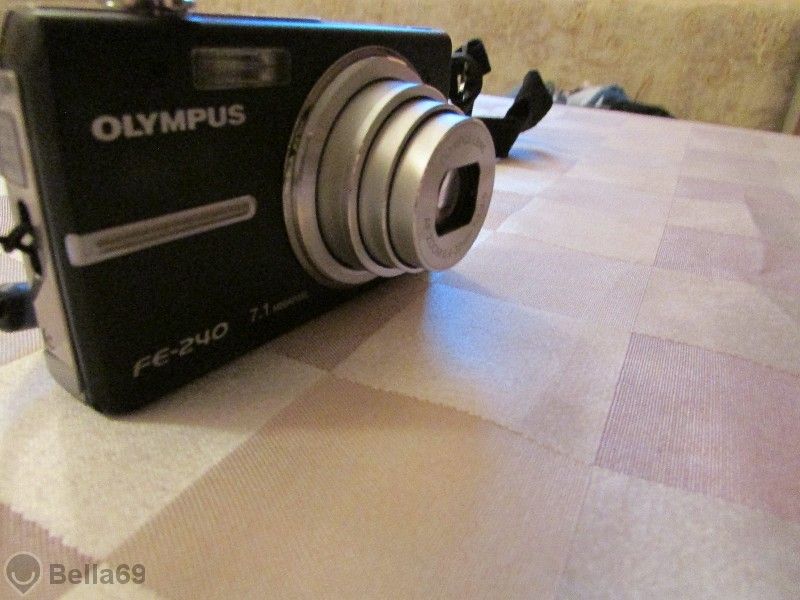 Olympus Fe-240 Цифров фотоапарат