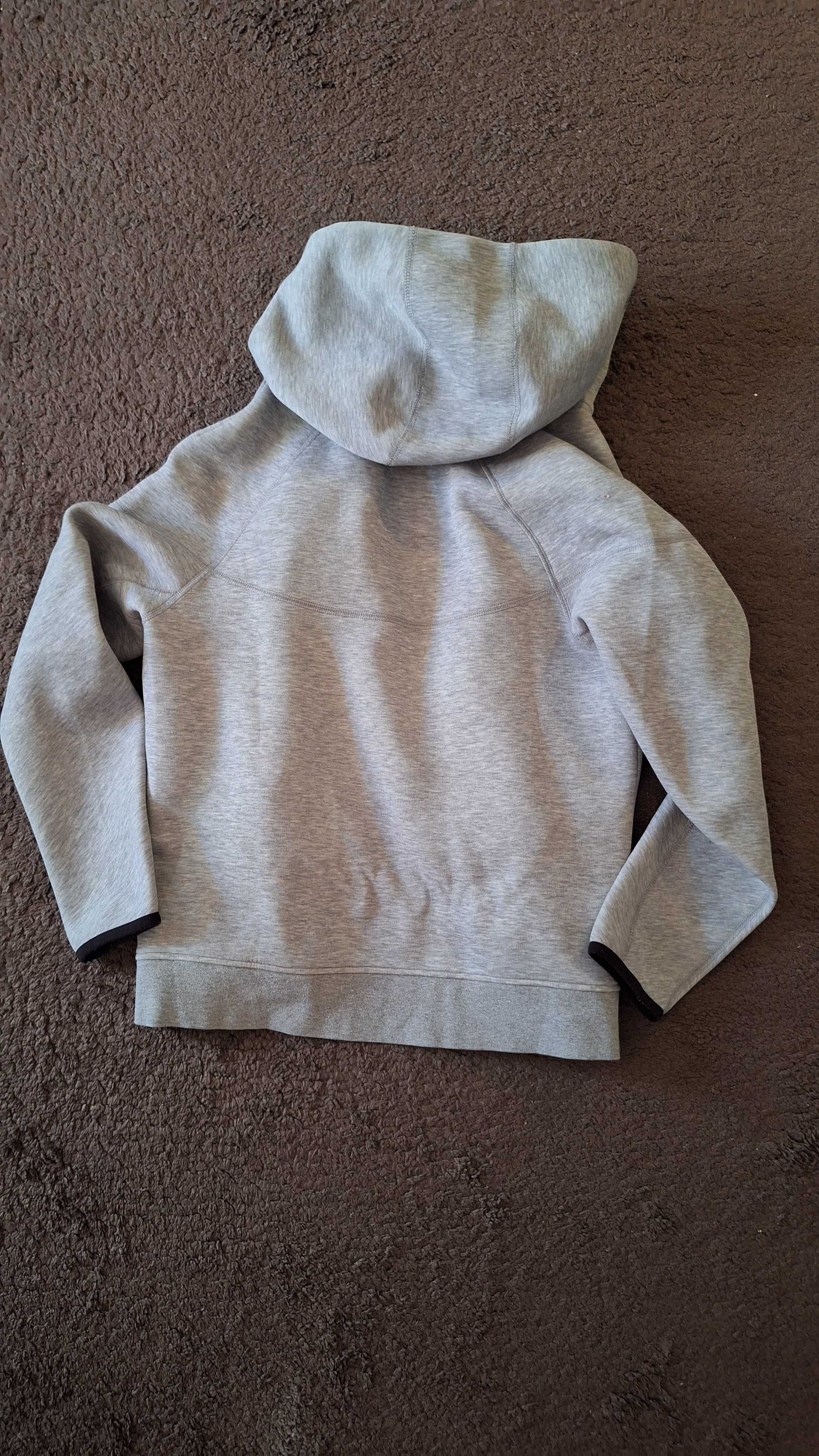 Детски анцунг NIKE TECH FLEECE