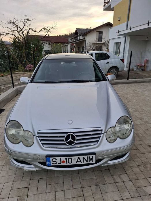 Mercedes Benz CL203 Sport Coupe