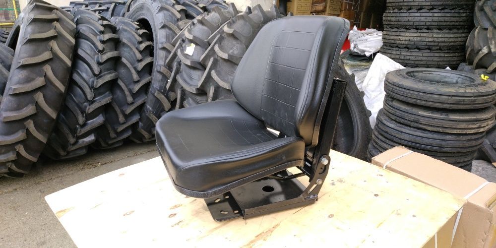 Scaun tractor BV 58 prindere universala de u445 sau u650 impermeabil