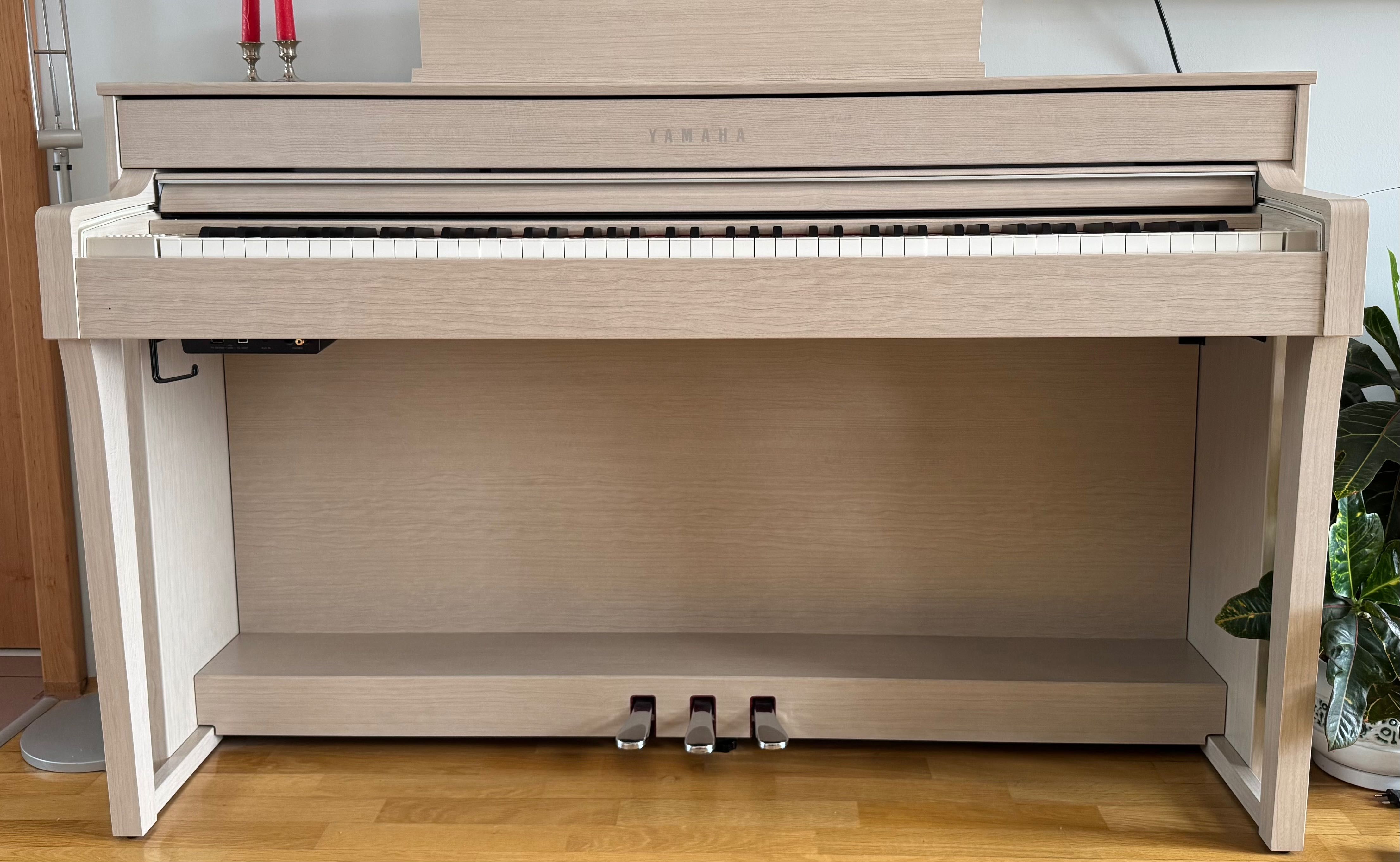 Дигитално пиано Ямаха / Yamaha CLP-645 WA 88-Note Digital Piano