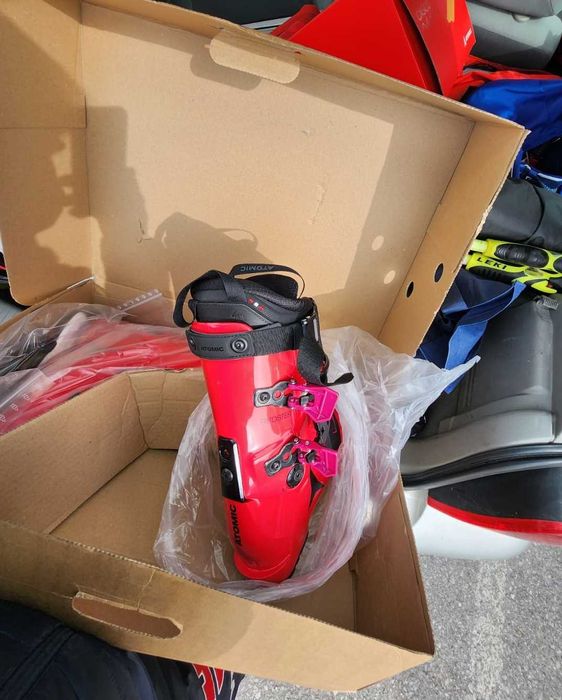 2026 Atomic Redster  TX 130 Professional clapari schi schiuri