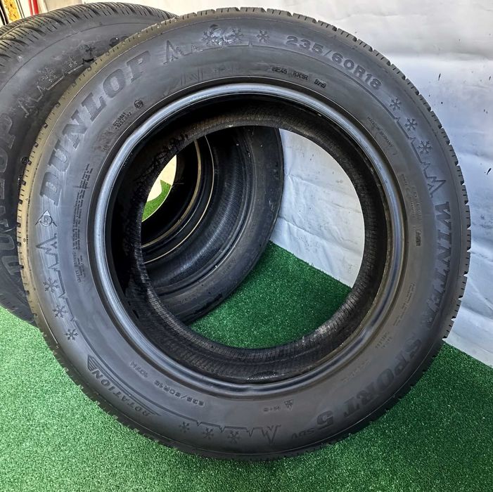 4бр 235/60r18 DUNLOP winter sport 5 зимни