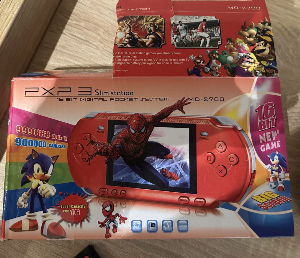 Продавам електронни игри Pxp3 slim station и Transformers