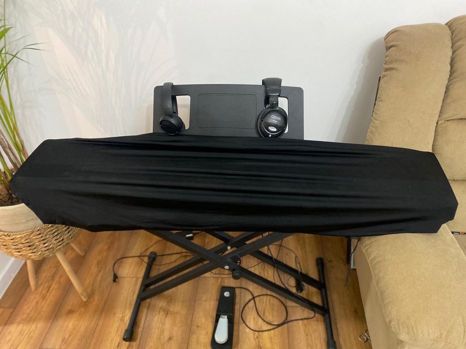 Pian digital- roland FP10