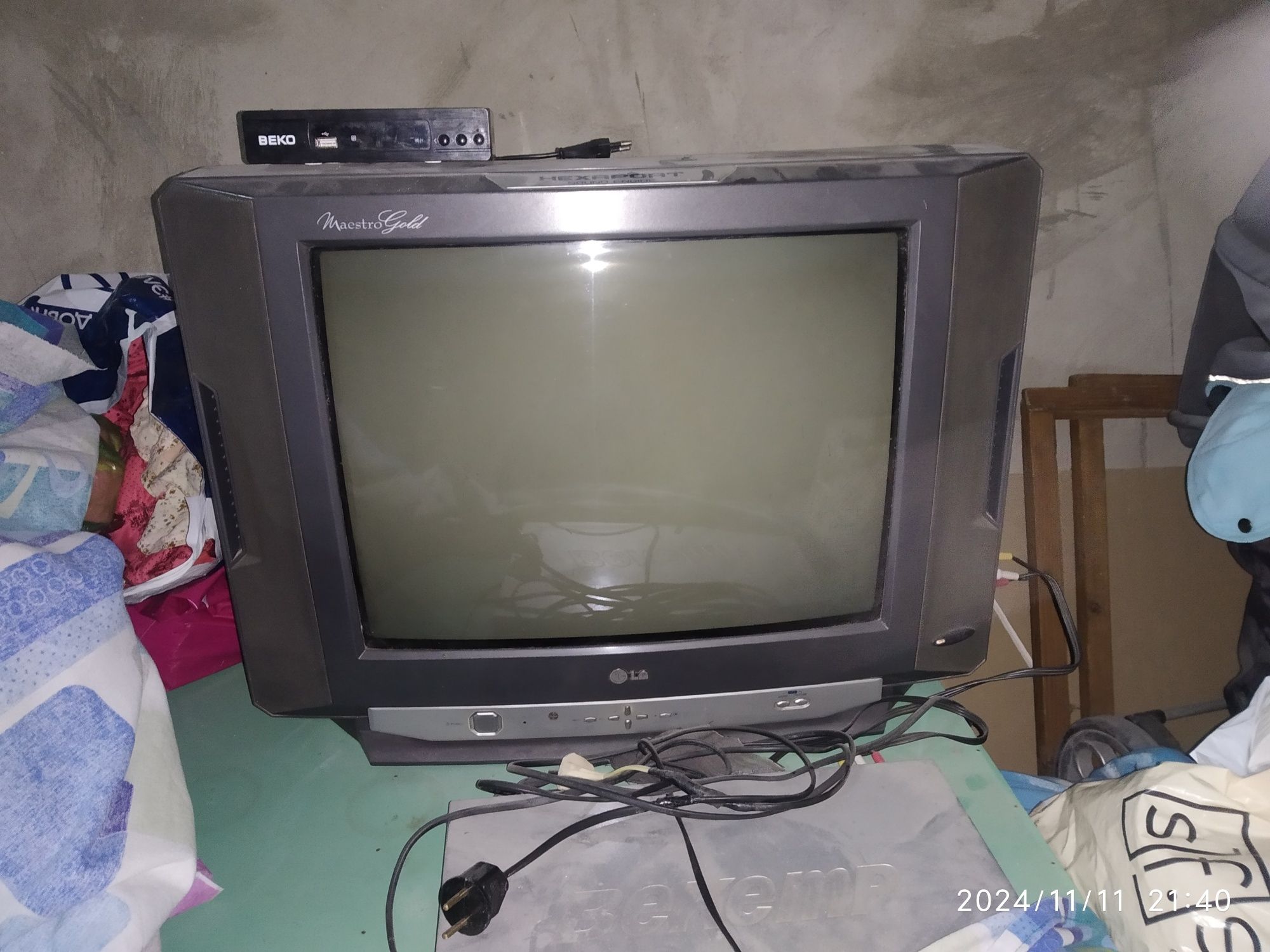Продам Телевизор LG