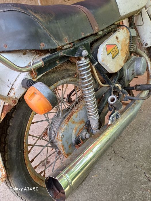 Motocicleta Minsk 125