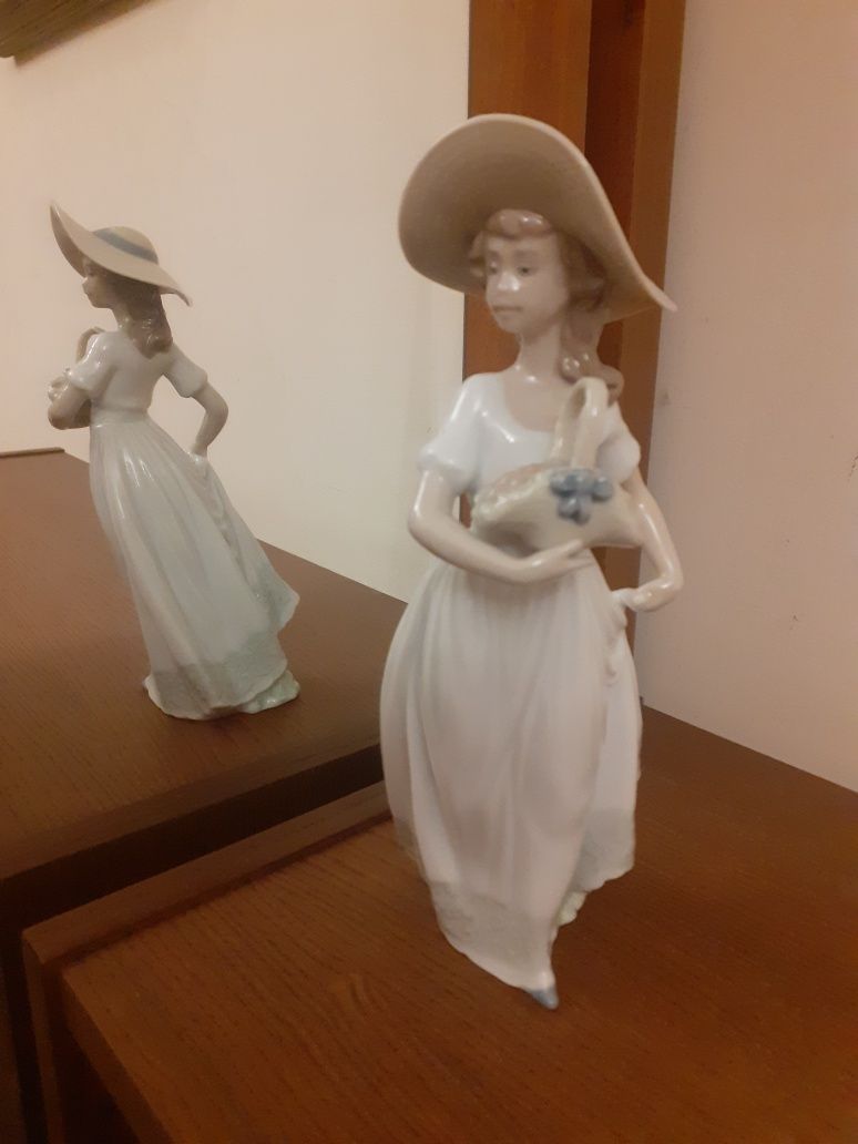 Statuetă figurină  bibelou porțelan Nao, Lladro