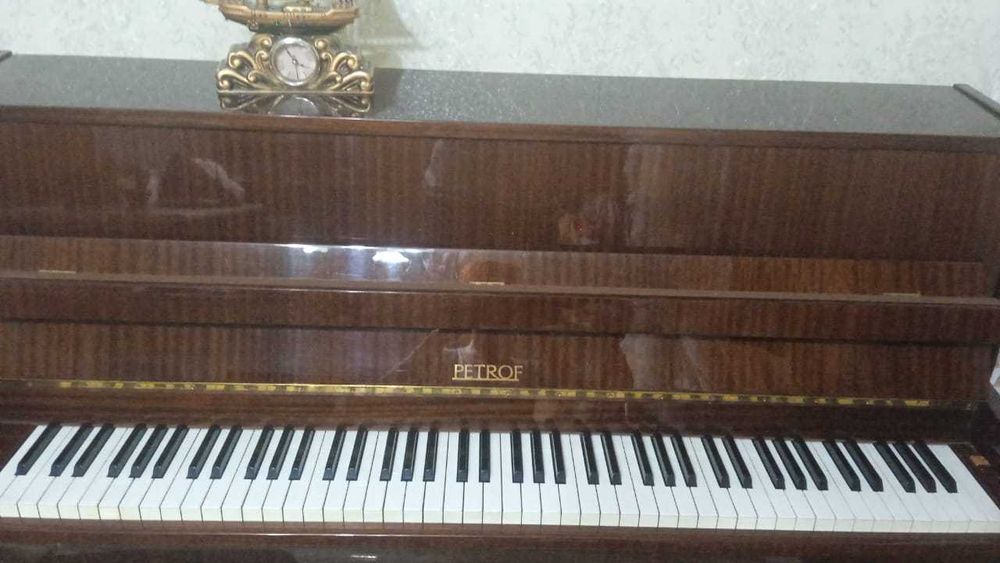 Продам Пианино PETROF