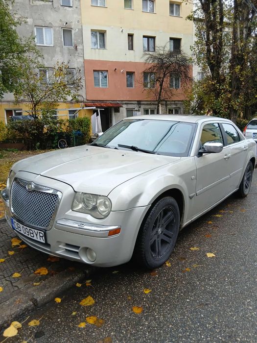 Chrysler c300 2010