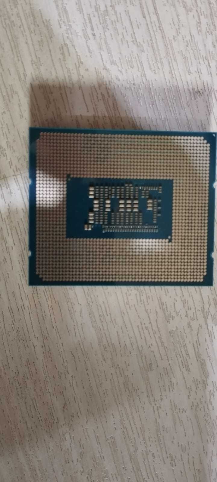 Процессор i3 12100f