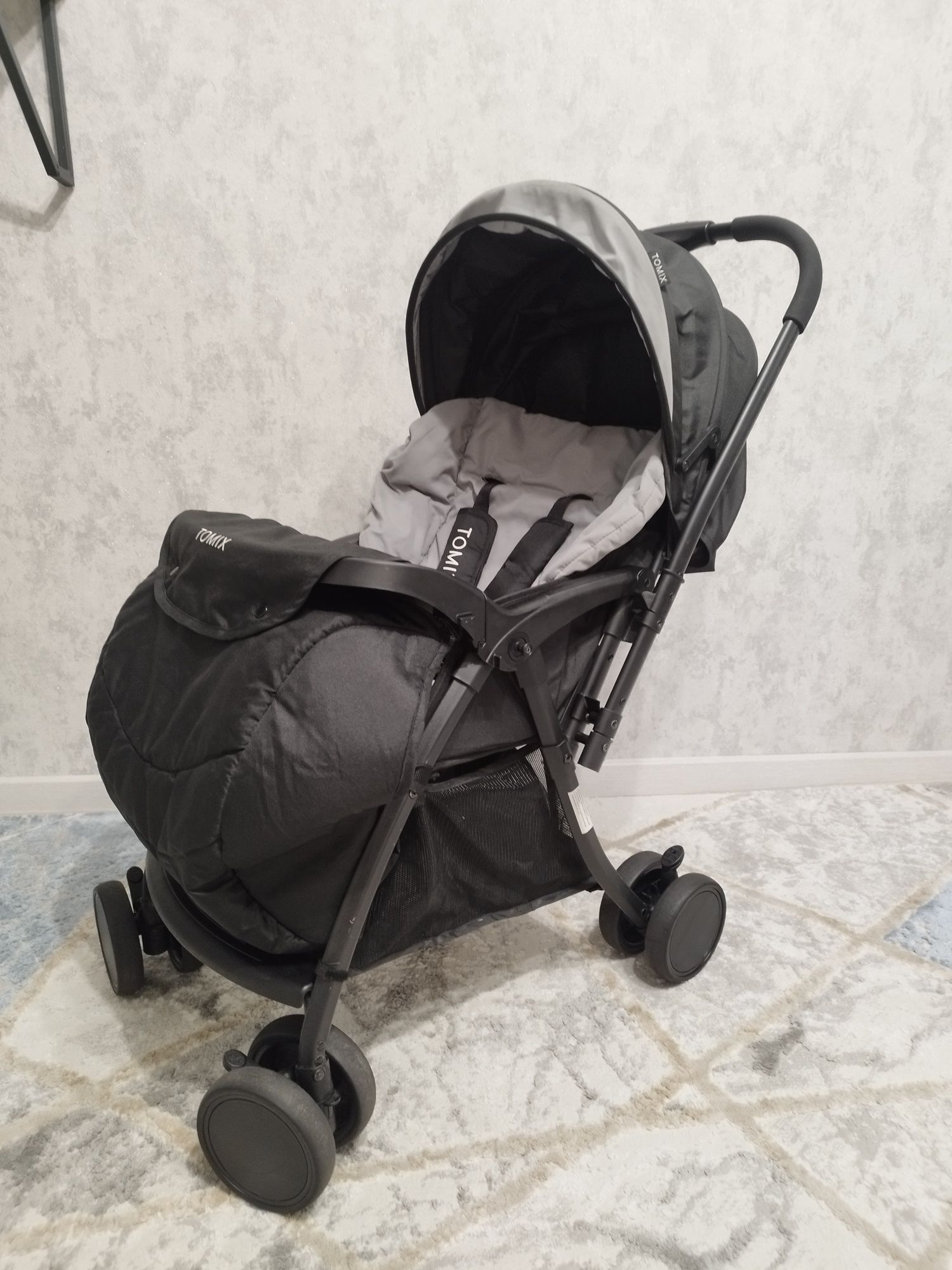 Продам детскую коляску