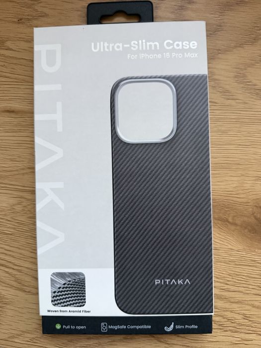 Husa Iphone 16 Pro Max Pitaka,ca noua