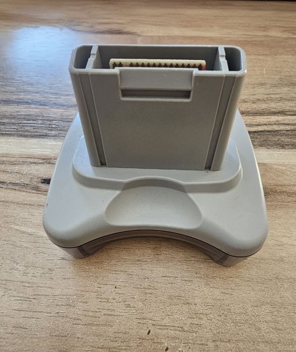 Продавам Transfer Pak за GBA към N64