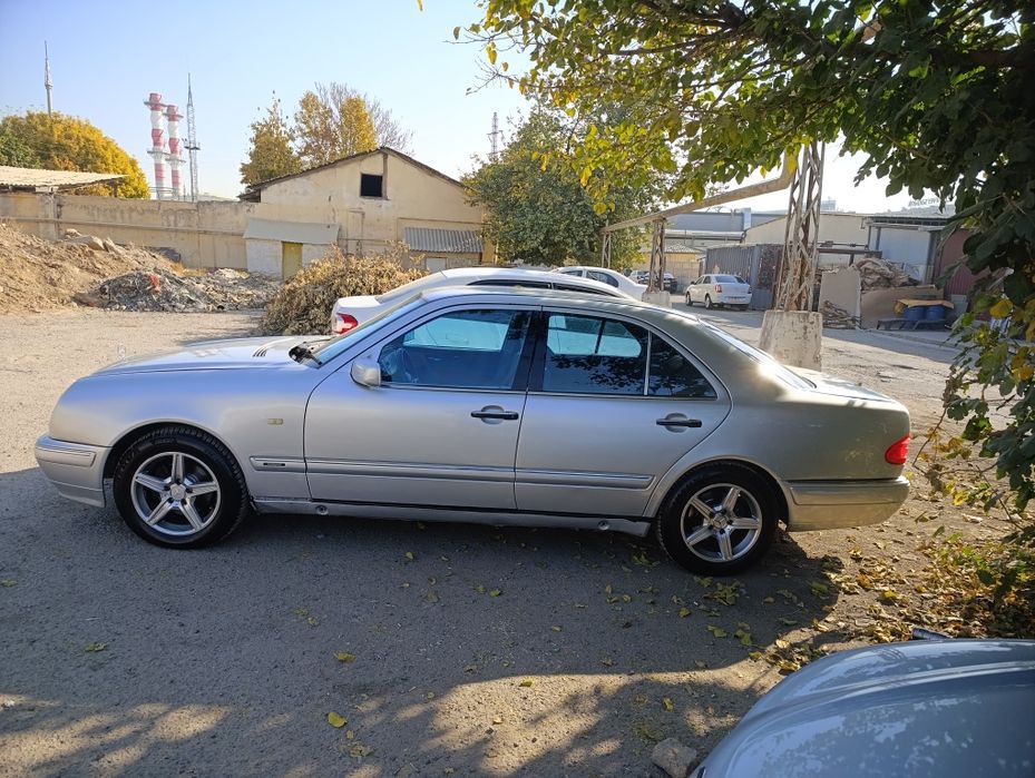 Мерседес год матор  111.механика кондиционер11 каробка 5