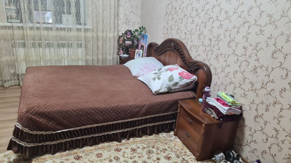 Спальный гарнитур