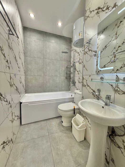 Сдается квартира на Алмазарском р-не Беруний