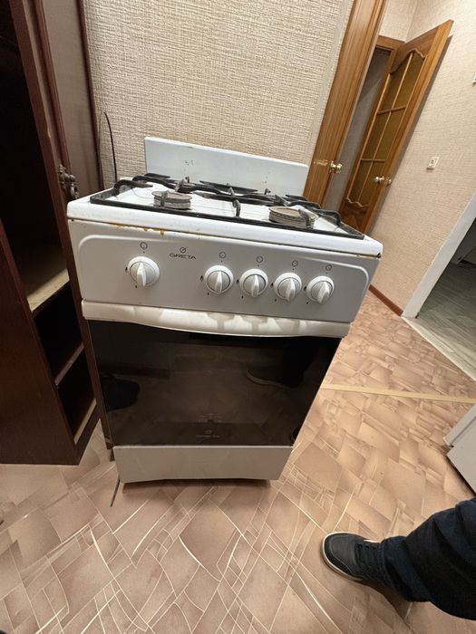 Продам газ плиту б/у