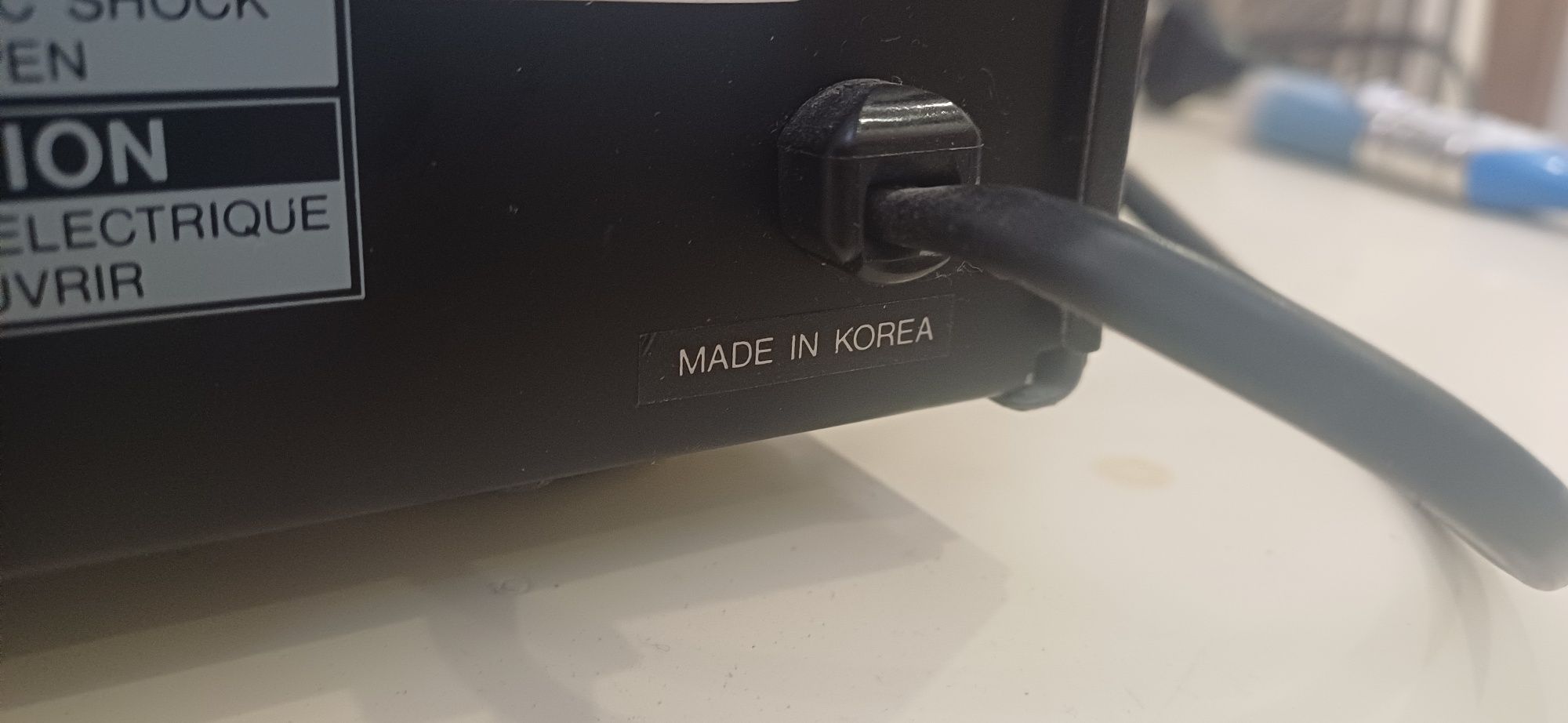 Продавам мощен усилвател Luxman a353