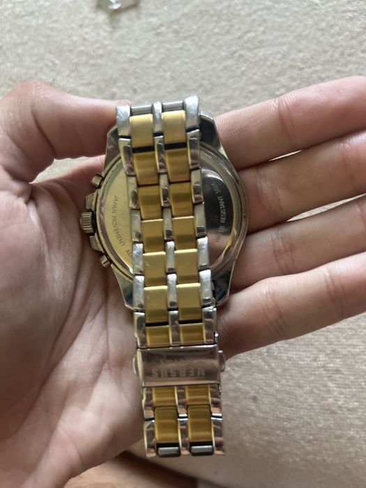 Ceas versace versus nou