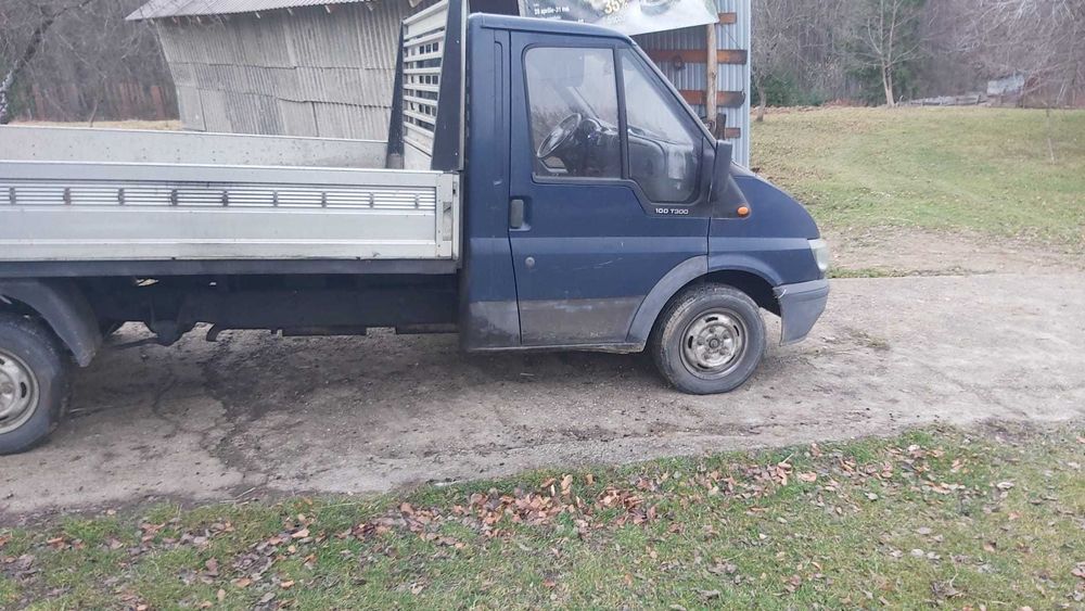 Ford Transit 100 T300