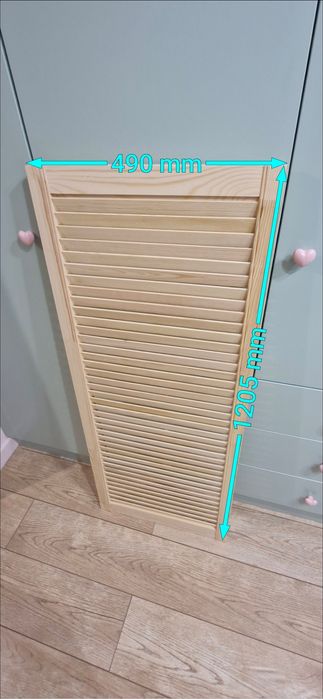 Жалюзийный деревянный мебельный фасад, петли