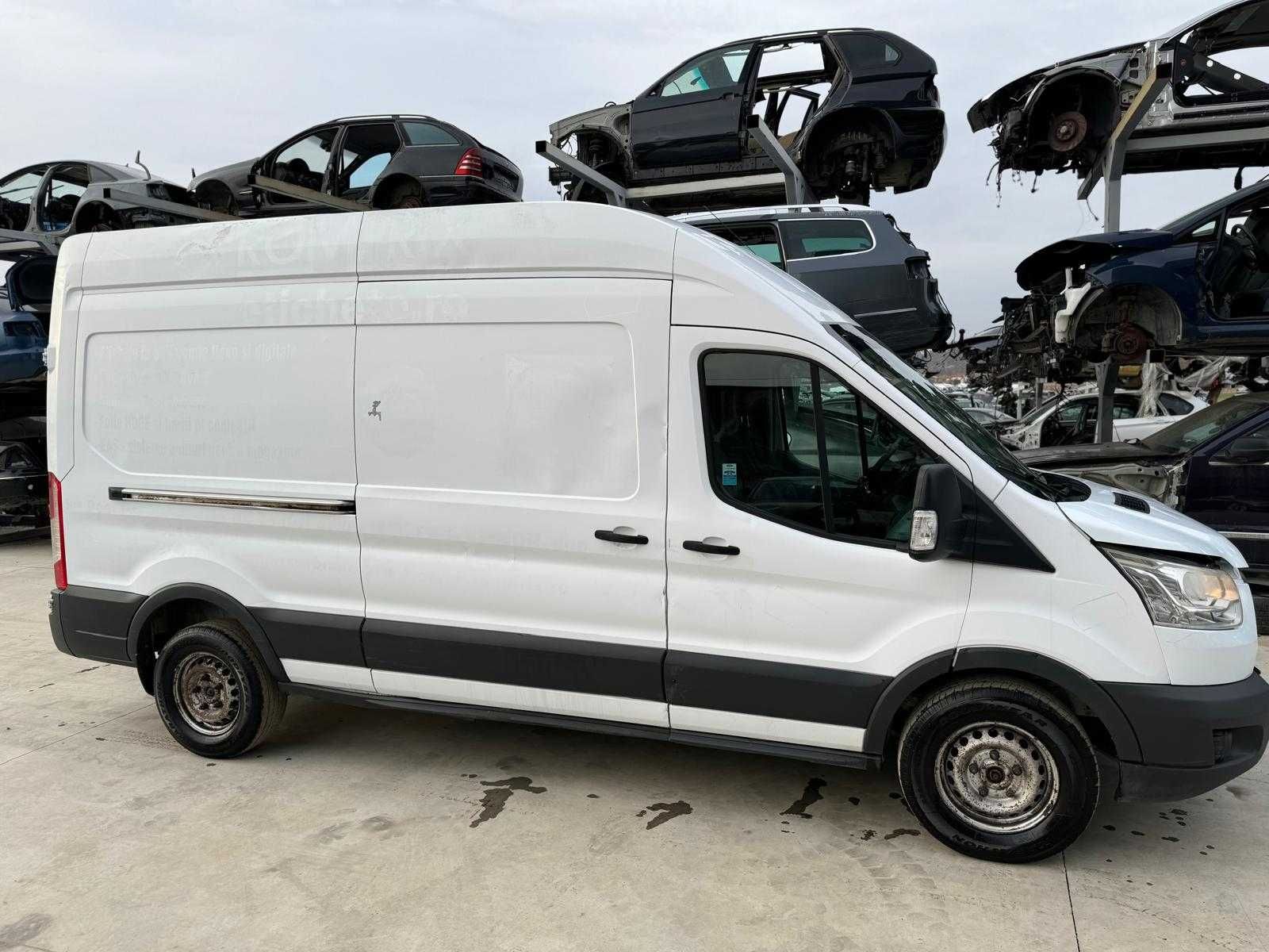 Ford Transit 2015 2,2 tdci EURO5 avariat lovit avariate