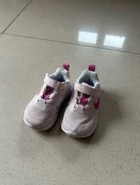 Nike revolution 6 маратонки розови 19,5