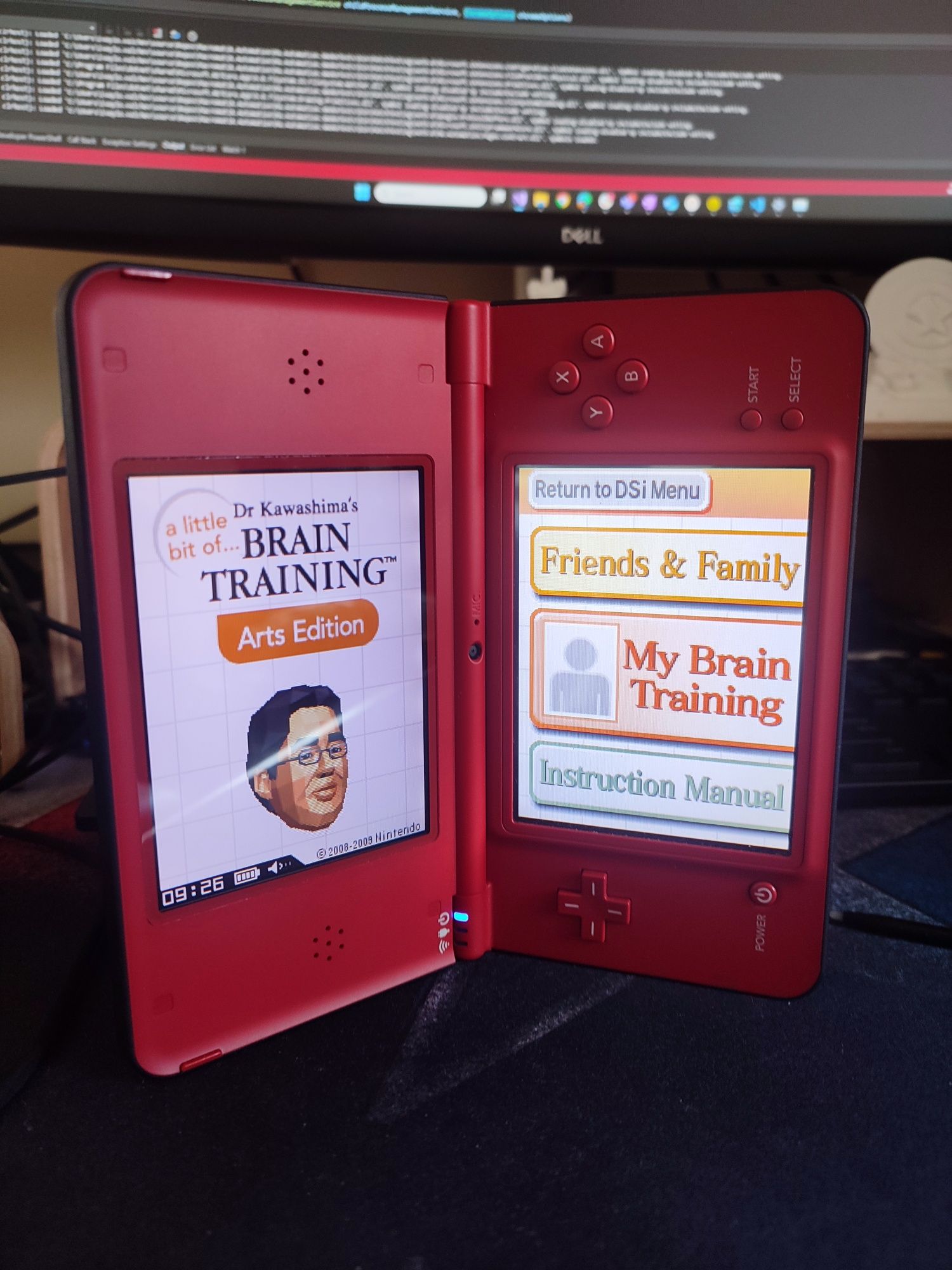 Nintendo DSi XL Super Mario edition с игра по избор / Нинтендо ДС