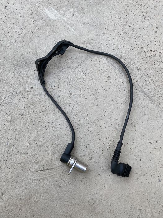 Датчик коленвала и распредвала SimensМ50 520 ванус BMW e34