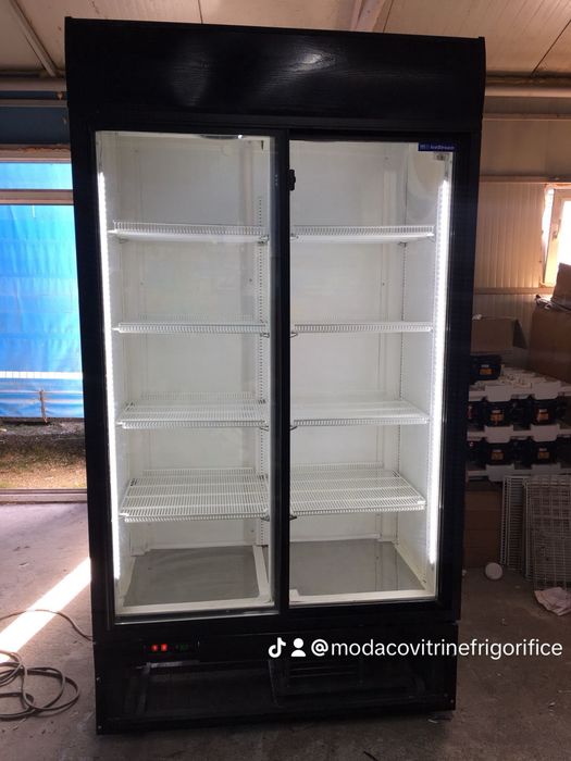 Vitrina frigorifica verticala cu usi glisante 125cm