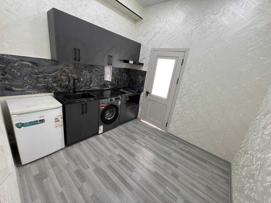 Продаю срочно новую квартиру с мебелью техникой Чоштепа 767*