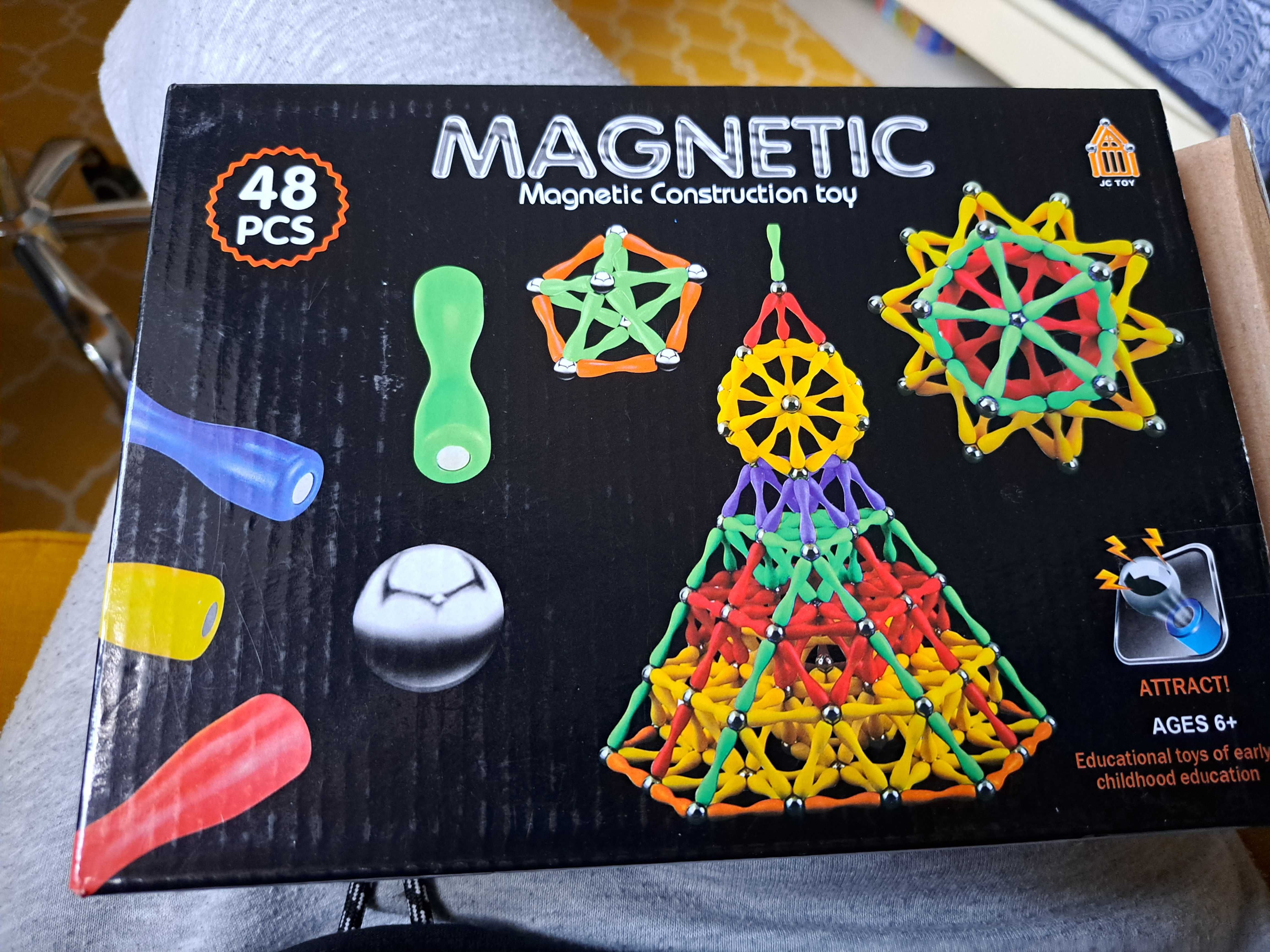 Set magnetic de constructie 84 bucati